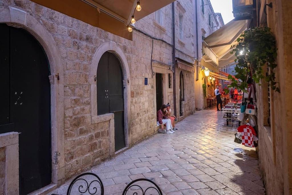 Flora-Heartbeat Old City Three Bedrooms Apartment Dubrovnik Exterior photo