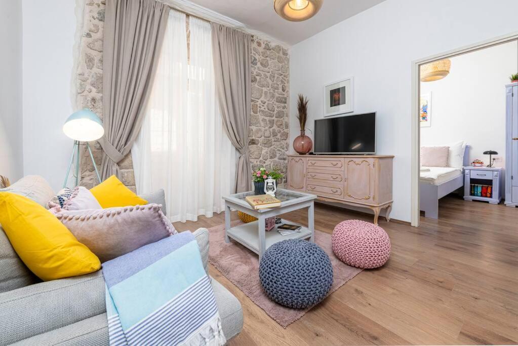 Flora-Heartbeat Old City Three Bedrooms Apartment Dubrovnik Exterior photo