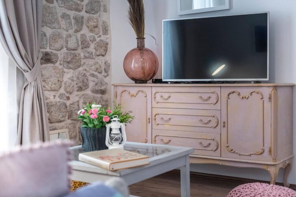 Flora-Heartbeat Old City Three Bedrooms Apartment Dubrovnik Exterior photo